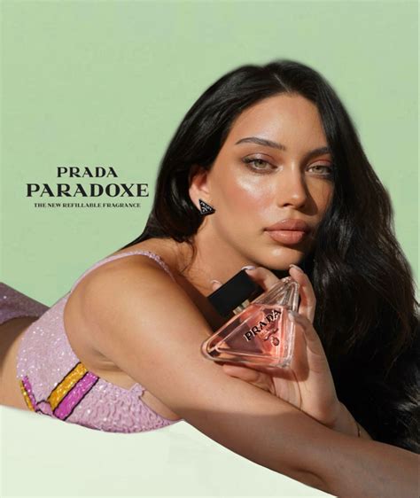 prada paradoxe werbung model